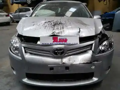 Véhicule à la ferraille toyota auris active de l'année 2010 alimenté 1ndtv