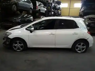 Veículo de Sucata toyota auris básico do ano 2011 alimentado 1ndtv