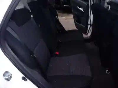 Veículo de Sucata toyota auris básico do ano 2011 alimentado 1ndtv