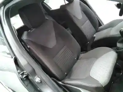 Veículo de Sucata renault clio iv limited do ano 2013 alimentado k9k608