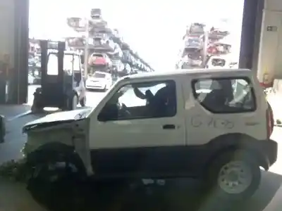 Veicolo di demolizione suzuki                                             jimny sn (fj)                                                                                                                                                                                                                                              hard top                                                                                                                                                                                                                                                   dell'anno 2017 alimentato m13a