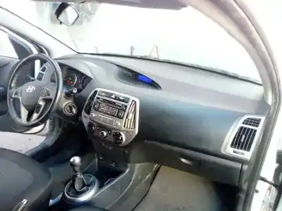 Veículo de Sucata hyundai i20 city s do ano 2014 alimentado g4la