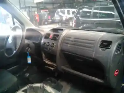 Veicolo di demolizione opel agila enjoy dell'anno 2003 alimentato z10xep