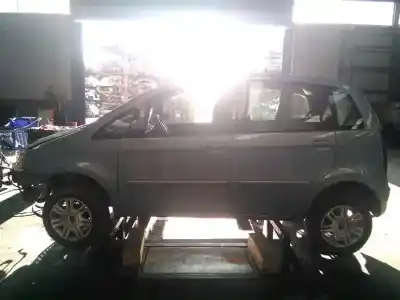 Veicolo di demolizione fiat idea (135) 1.3 16v jtd 16v dynamic plus (10.2005->) 69 cv / 51 kw dell'anno 2006 alimentato 188a9000