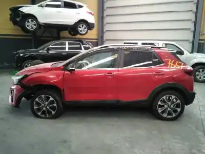 Veículo de Sucata kia stonic (ybcuv) vision do ano 2018 alimentado g3lc