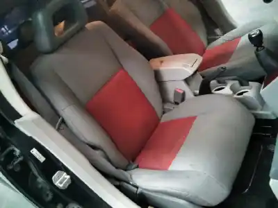 Sloopvoertuig dodge caliber sxt van het jaar 2006 aangedreven ecd