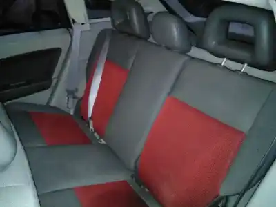 Sloopvoertuig dodge caliber sxt van het jaar 2006 aangedreven ecd