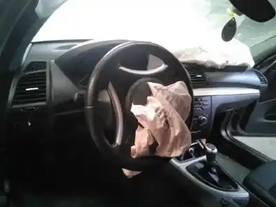 Veículo de Sucata bmw serie 1 berlina (e81/e87) 116d do ano 2009 alimentado n47d20a