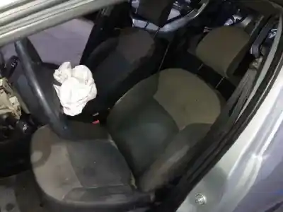 Здавання транспортного засобу dacia dokker express ambiance року 2014 потужний k9k612