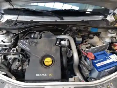 Veículo de Sucata dacia sandero laureate music do ano 2011 alimentado k9k892