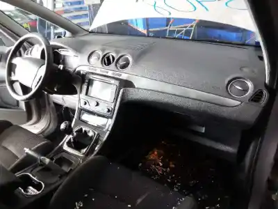 Здавання транспортного засобу ford s-max (ca1) titanium року 2014 потужний ufwa