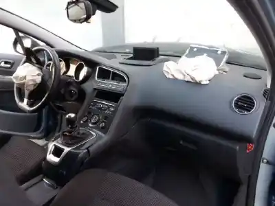 Scrapping Vehicle peugeot 5008 premium of the year 2010 powered 9hz