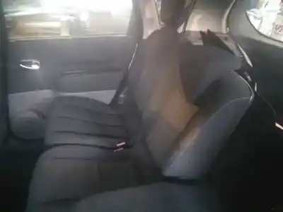 Здавання транспортного засобу renault scenic ii authentique року 2006 потужний k9k732