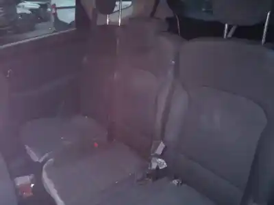 Veicolo di demolizione kia carens ( ) drive dell'anno 2016 alimentato g4fd