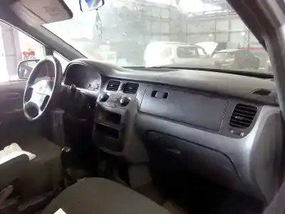 Veículo de Sucata hyundai trajet (fo) 2.0 crdi gls do ano 2002 alimentado d4ea