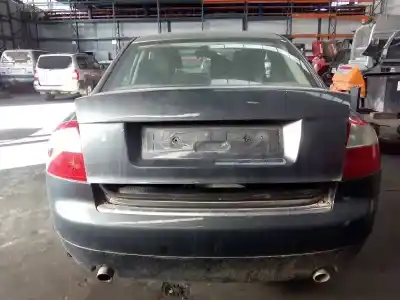Veículo de Sucata audi a4 berlina (8e) 1.8 t sport edition do ano 2004 alimentado avj