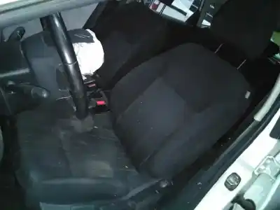 Sloopvoertuig citroen c4 lim. white attraction van het jaar 2014 aangedreven 9hp