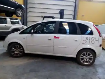 Veicolo di demolizione OPEL MERIVA Cosmo dell'anno 2009 alimentato Z16XEP