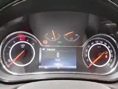 Sloopvoertuig opel insignia berlina selective van het jaar 2015 aangedreven a20dte