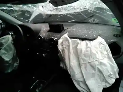 Veículo de Sucata audi a1 sportback (8xf) attraction do ano 2015 alimentado chzb