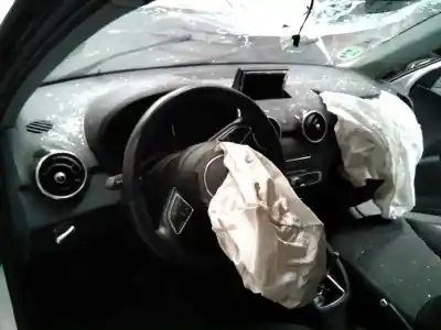 Veículo de Sucata audi a1 sportback (8xf) attraction do ano 2015 alimentado chzb