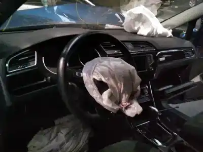 Veículo de Sucata volkswagen touran (5t1) sport bmt do ano 2016 alimentado dfea