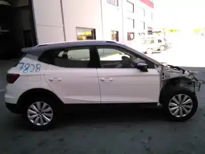 Vehicul casat seat arona xcellence al anului 2018 alimentat chzj