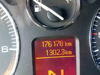 Veículo de Sucata peugeot 407 premium do ano 2007 alimentado 3fy