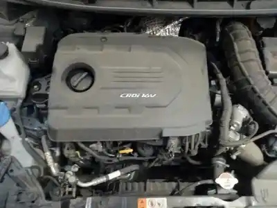 Vehicul casat hyundai i30 (gd) trend al anului 2015 alimentat d4fc