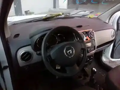 Sloopvoertuig dacia lodgy ambiance van het jaar 2012 aangedreven k9k612