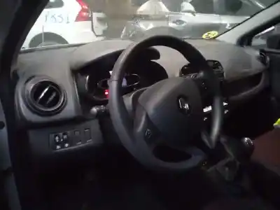 Scrapping Vehicle renault clio iv authentique of the year 2015 powered k9k612