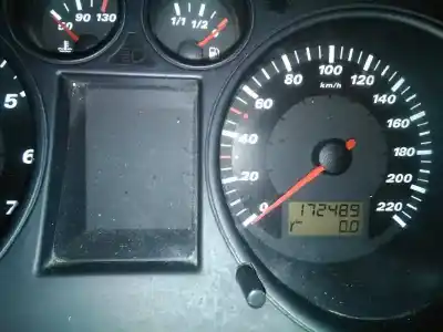 Véhicule à la ferraille seat ibiza (6l1) fresh de l'année 2002 alimenté azq