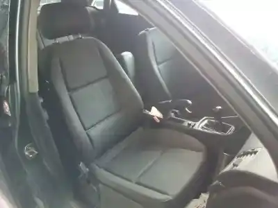 Veículo de Sucata audi a4 berlina (8e) 1.9 tdi (96kw) do ano 2000 alimentado awx