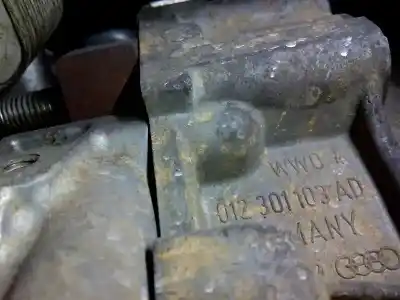 Veículo de Sucata audi a4 berlina (8e) 1.9 tdi (96kw) do ano 2000 alimentado awx