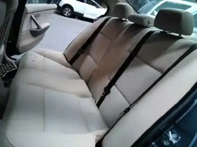 Sloopvoertuig bmw serie 3 berlina (e90) 318d van het jaar 2008 aangedreven n47d20a