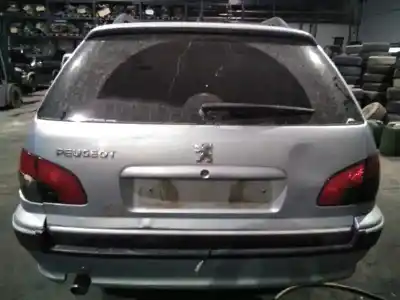 Vehicul casat peugeot 406 break (s1/s2) sr td al anului 2003 alimentat rhz