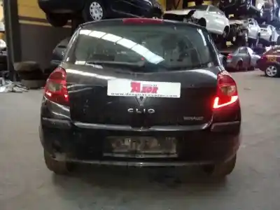 Veículo de Sucata renault clio iii luxe privilege do ano 2005 alimentado k9k764