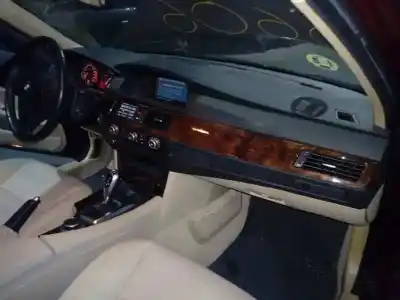 Veículo de Sucata bmw serie 5 berlina (e60) 3.0 525d do ano 2007 alimentado 306d3