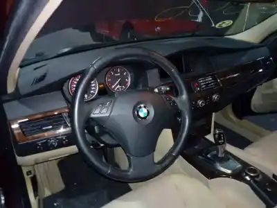 Veículo de Sucata bmw serie 5 berlina (e60) 3.0 525d do ano 2007 alimentado 306d3