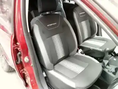 Verschrottungsfahrzeug dacia sandero stepway des jahres 2017 angetrieben h4b408