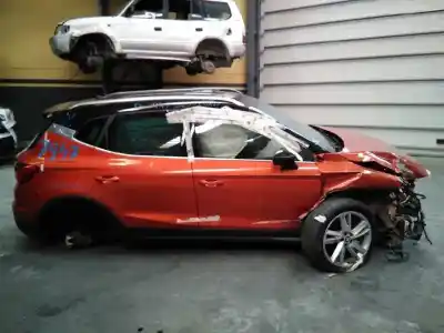 Veículo de Sucata seat arona fr edition do ano 2019 alimentado dgta