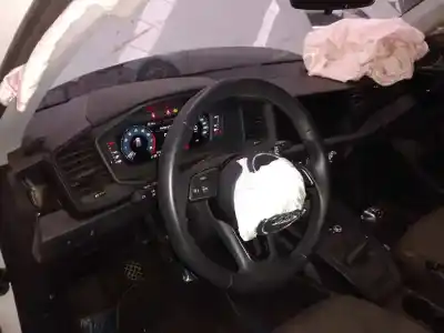 Veículo de Sucata audi a1 sportback (gba) 30 tfsi adrenalin do ano 2019 alimentado dkrf