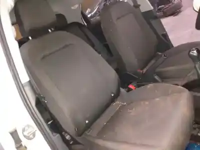 Veículo de Sucata audi a1 sportback (gba) 30 tfsi adrenalin do ano 2019 alimentado dkrf