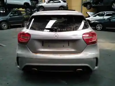 Veículo de Sucata mercedes-benz clase a (w176) a 220 cdi (176.003) do ano 2014 alimentado 651930