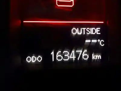 Vehicul casat toyota auris advance al anului 2013 alimentat 1adftv