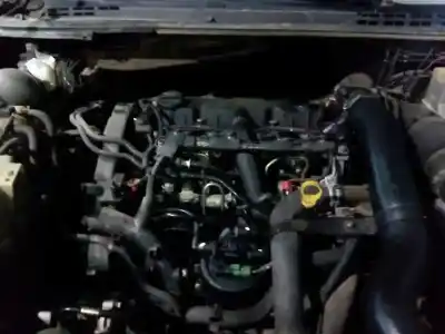 Veículo de Sucata citroen c5 berlina 2.0 hdi premier do ano 2002 alimentado rhz