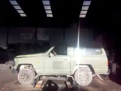 Véhicule à la ferraille NISSAN PATROL (K/W260) Corto TB de l'année 1989 alimenté A428