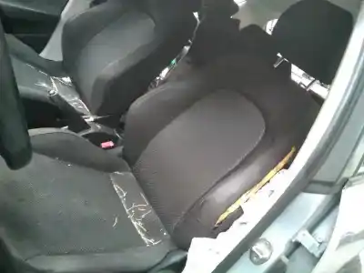 Véhicule à la ferraille seat                                               ibiza (6j5)                                                                                                                                                                                                                                                sport                                                                                                                                                                                                                                                      de l'année 2009 alimenté bls