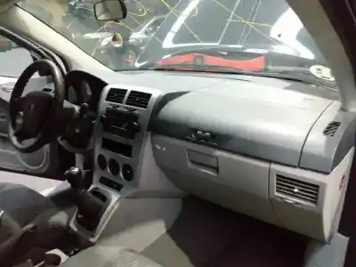 Sloopvoertuig dodge caliber sxt van het jaar 2006 aangedreven bsy