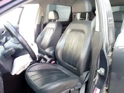 Sloopvoertuig opel antara energy 4x4 van het jaar 2008 aangedreven z20s